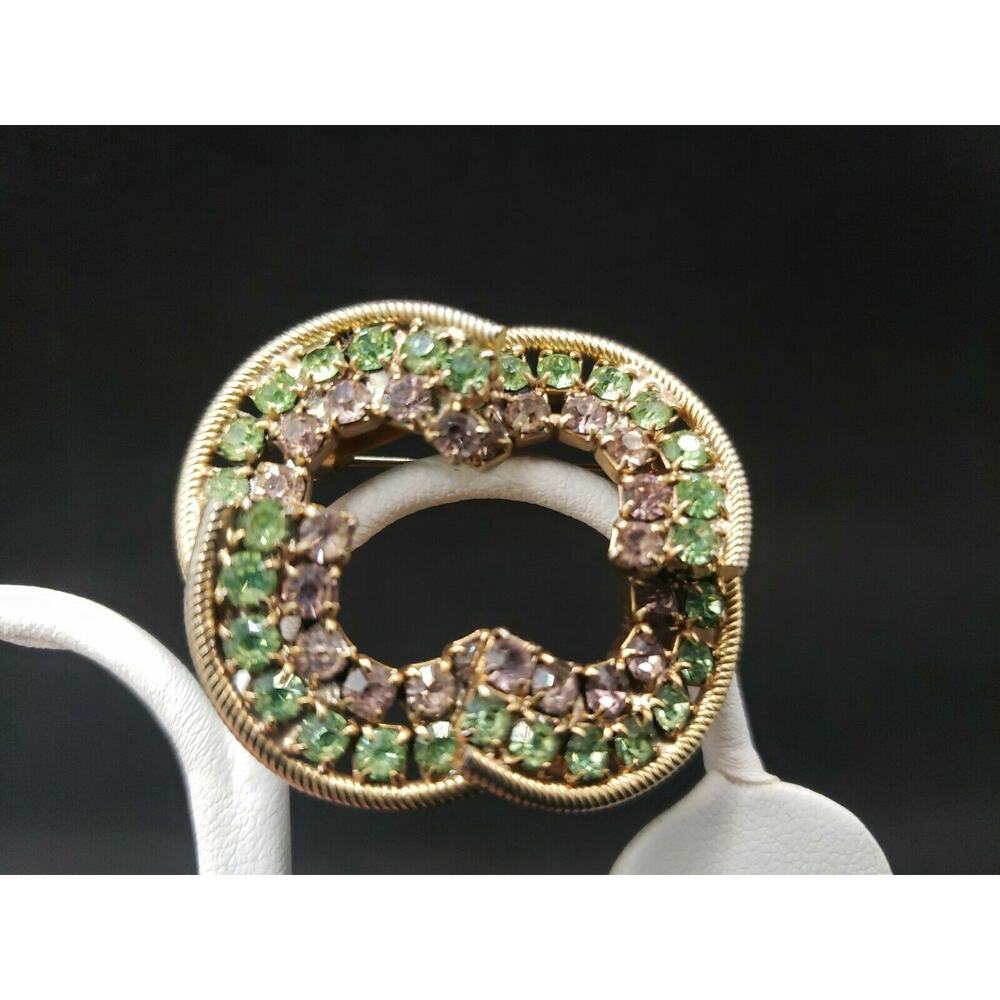 Vintage Gold Tone Purple & GreenRhinestone Round Brooch Pin Jewelry - Picture 2 of 4